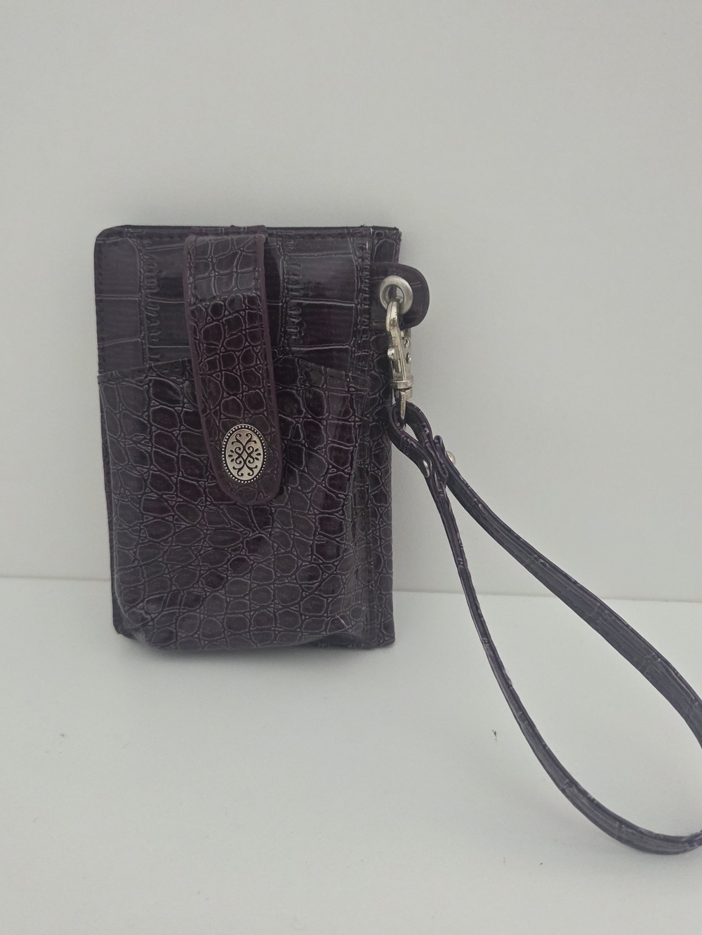 Embossed Croc Mini Wristlet Card Case in Deep Plum